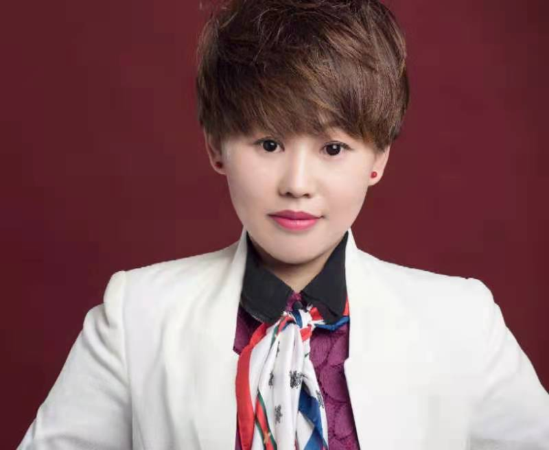 首届全国社会艺术文化产业代表大会代表风采录尹莉